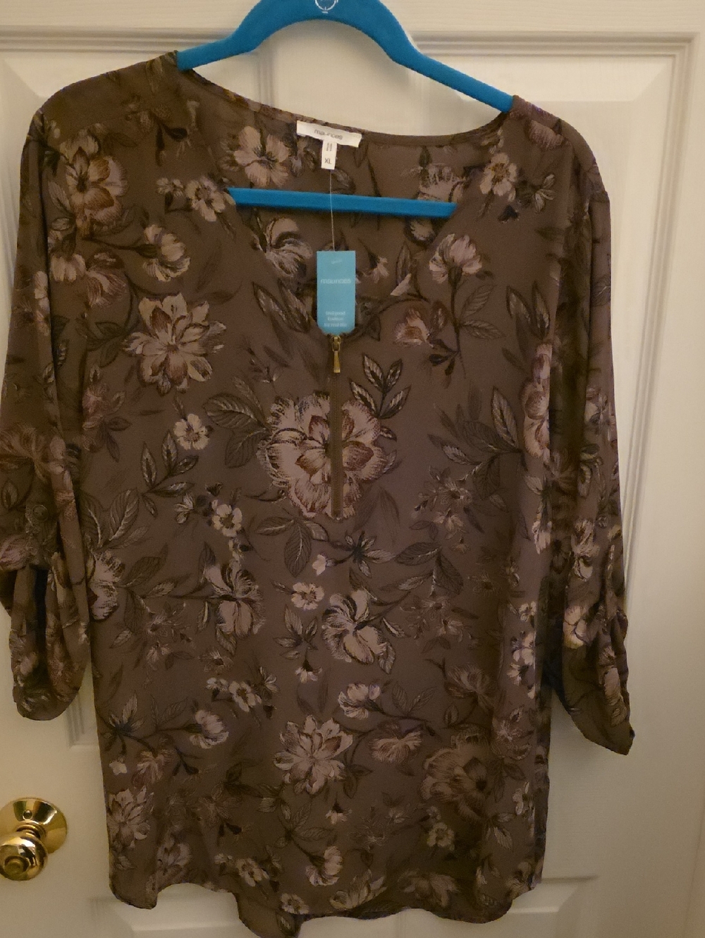 Maurices Women’s Floral Zip-Neck Blouse - Taupe